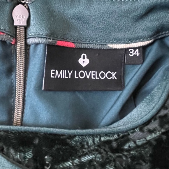 Emily Lovelock Green Plaid Velvet A-line Dress - 29596 - Picture 13 of 15